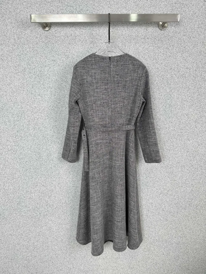 2025 New dress solid waistband long-sleeved rose flower zippers Fashionable Versatile Slimming Figure-hugging winter autumn
