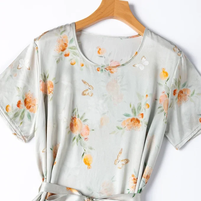 Women Midi Dress 100% Mulberry Silk 19 Momme Charmeuse Silk Short Sleeve Belted Waist Gray Floral Print A Line Long Dress M1430 - Image 2